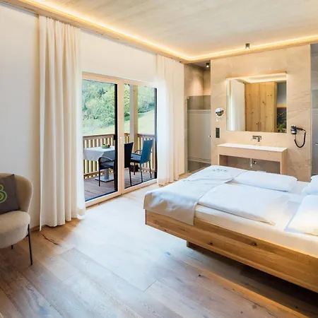 Naturhotel Alpenrose Millstatt Exterior photo