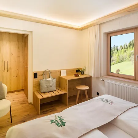 Naturhotel Alpenrose Millstatt Exterior photo