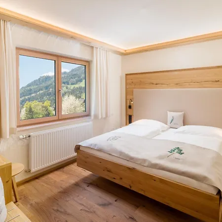 Naturhotel Alpenrose Millstatt Exterior photo
